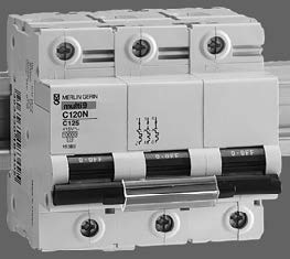 Schneider - C120H 3P 125A ثلاثى 125 امبير A9N18470 new 